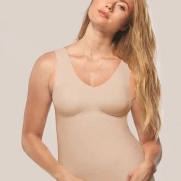 Knix LuxeLift v neck SHAPEWEAR SEAMLESS SCULPT BEIGE nude Tan tank top M+ - Picture 1 of 11